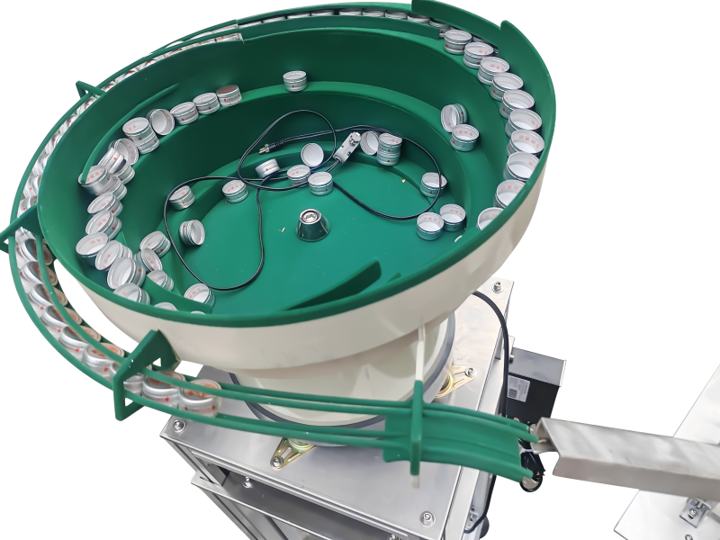 Threaded aluminum cap locking machine