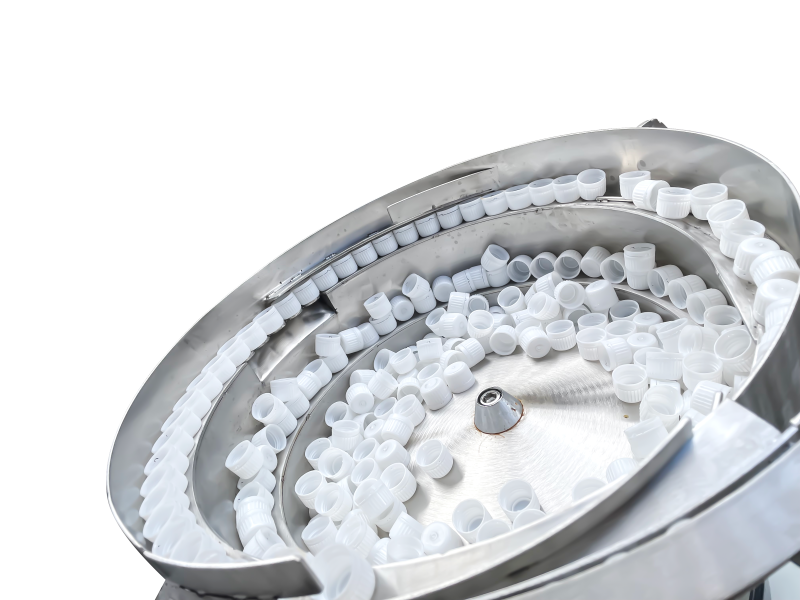 Self-supporting bag three-head cabinet filling machine